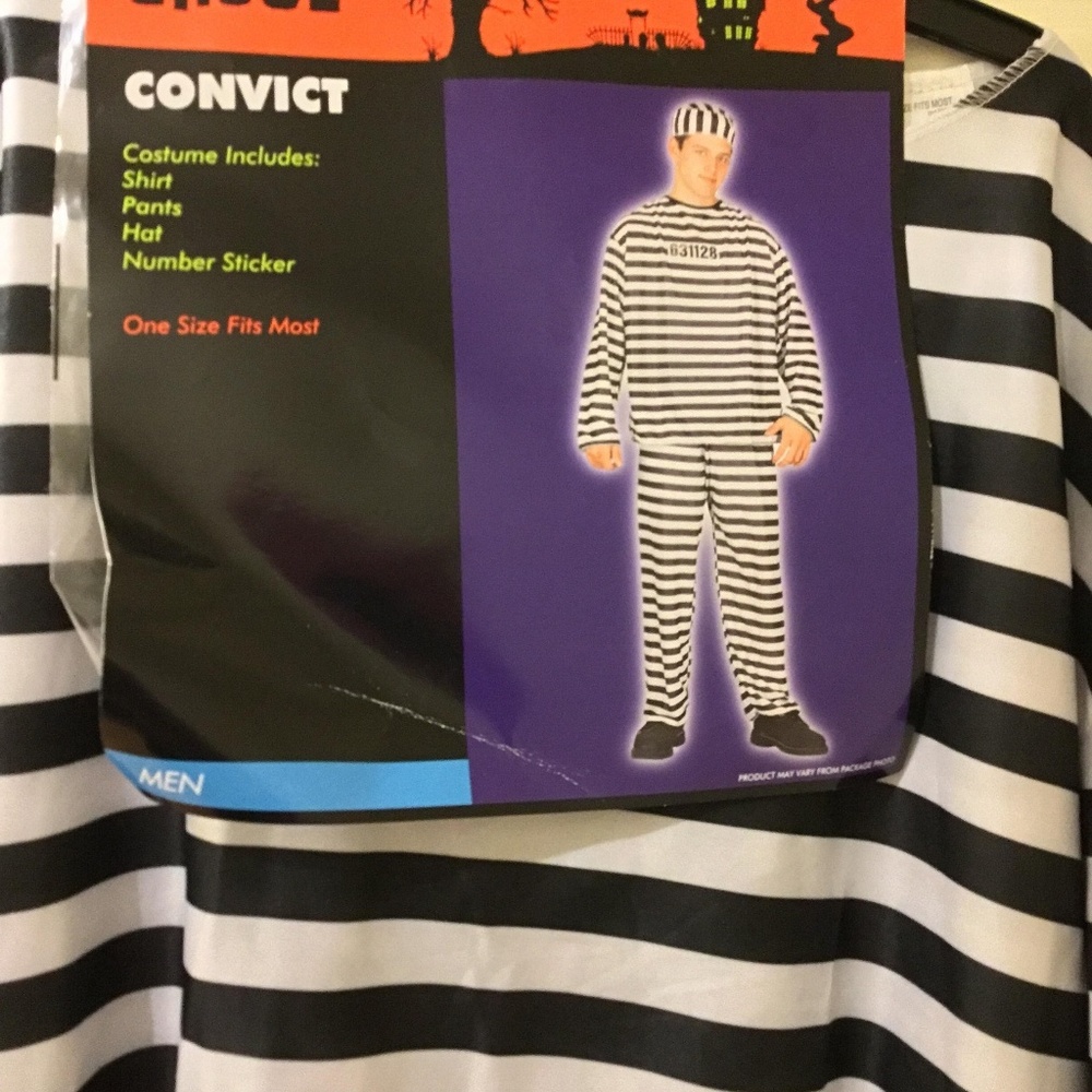 Men's Convict Costume